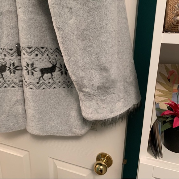 Ladies cozy jacket. Warm. - Picture 5 of 7